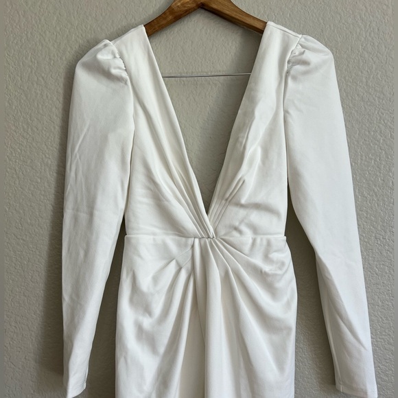 Stunning Romance Off White Long Sleeve Mermaid Maxi Dress - Picture 4 of 8